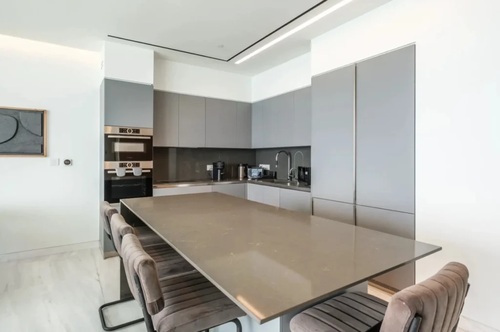 2-bed apartment with pool and gym in Limassol photo 12