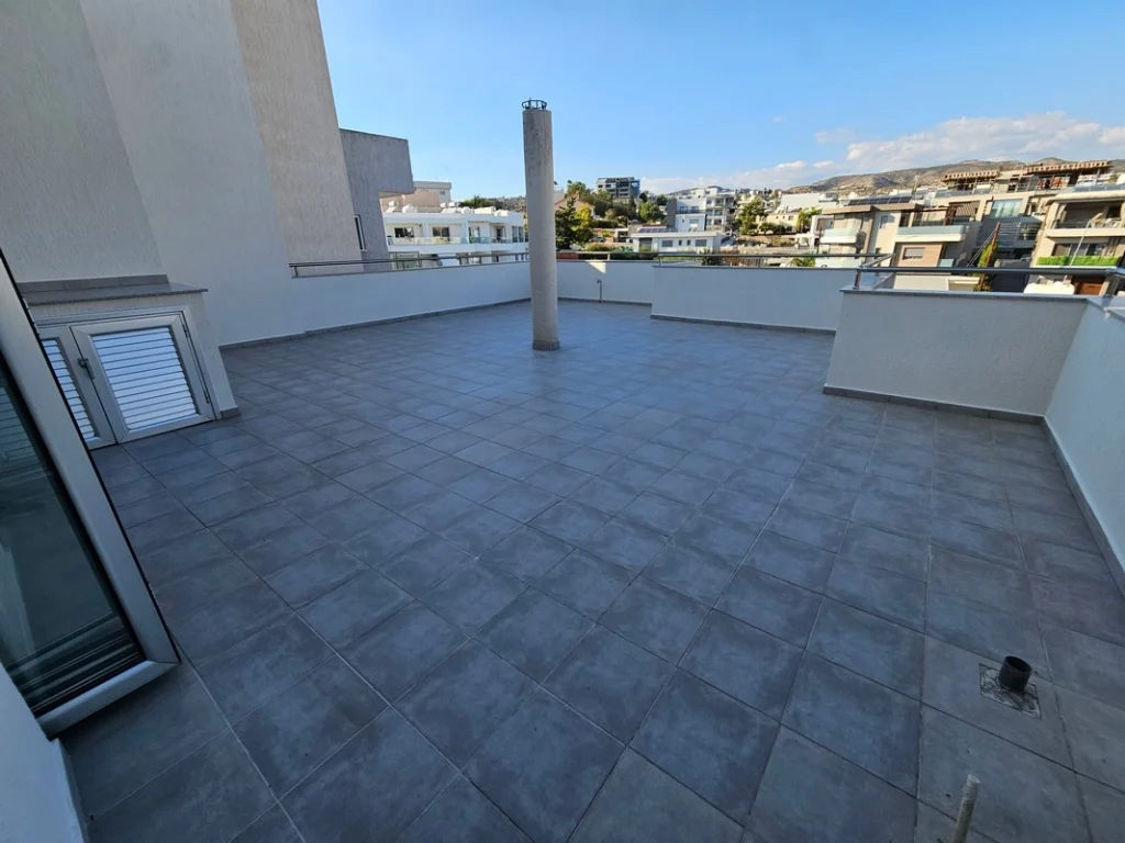 2 Bedroom Apartment for Sale in Limassol – Agios Athanasios
