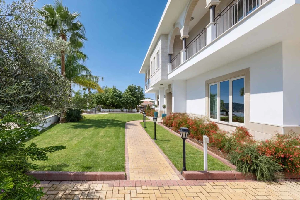 5 Bedroom House for Sale in Larnaca District