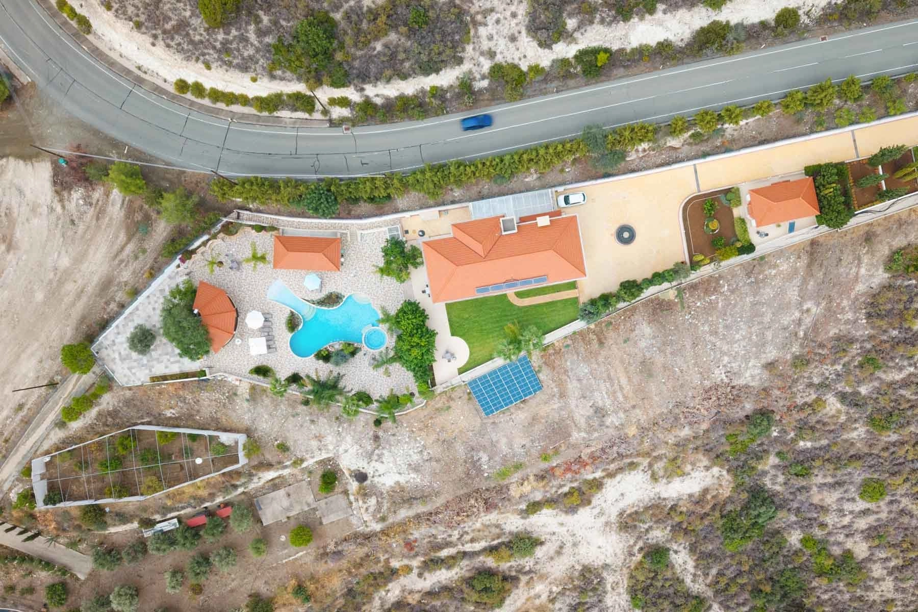 5 Bedroom House for Sale in Larnaca District