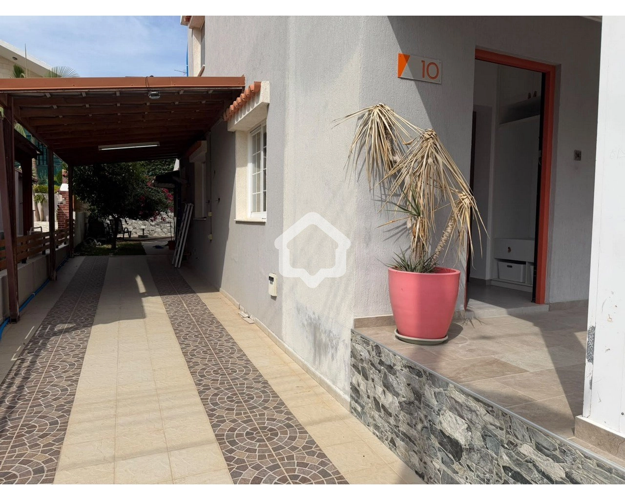 3 Bedroom House for Sale in Limassol – Agios Athanasios