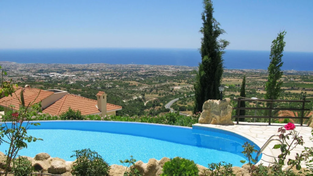 4-bedroom luxury house for sale in Tsada, Paphos photo 4