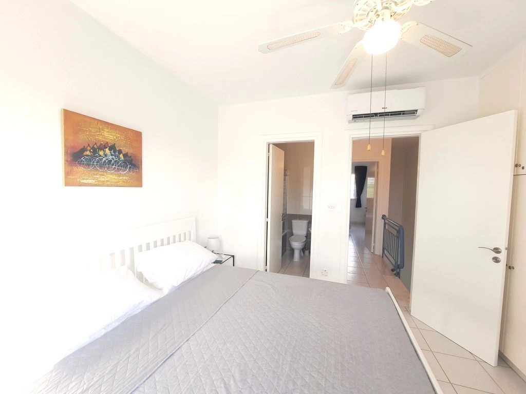 2-bed townhouse with communal pools in Anarita photo 17