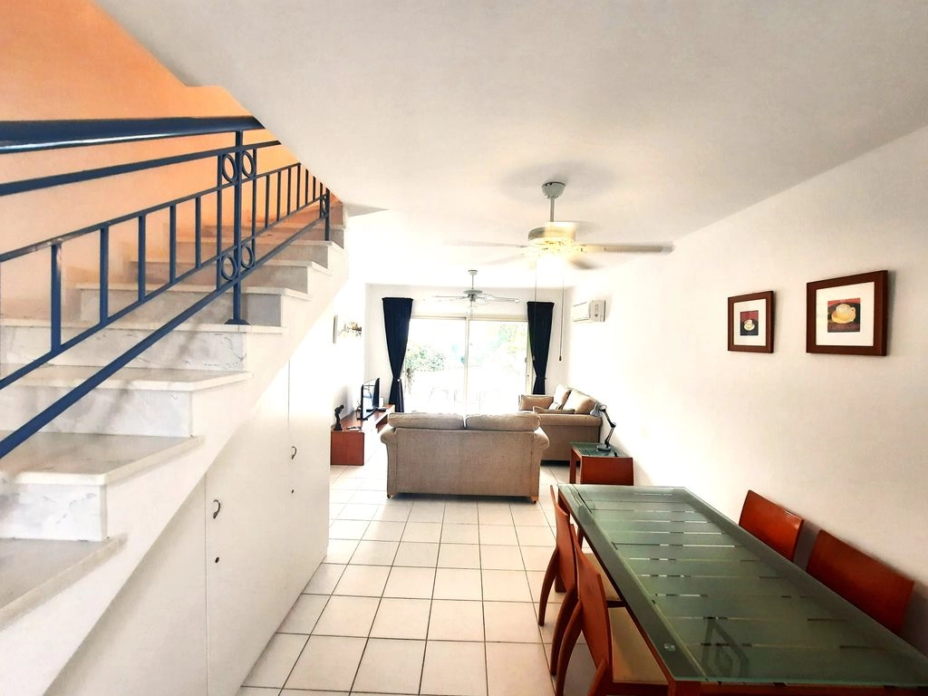 2-bed townhouse with communal pools in Anarita photo 6