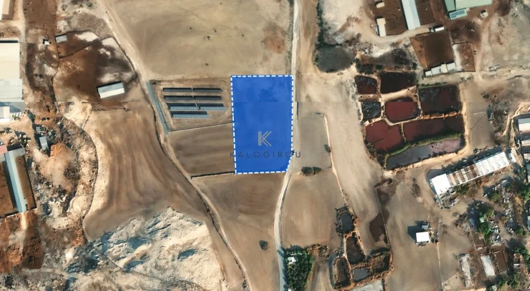 5,333m² Plot for Sale in Aradippou, Larnaca District