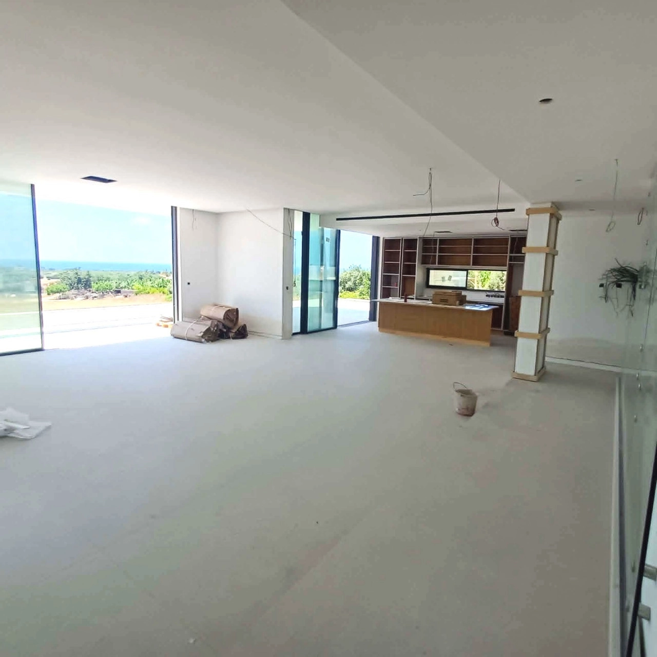 6+ Bedroom House for Sale in Paphos District