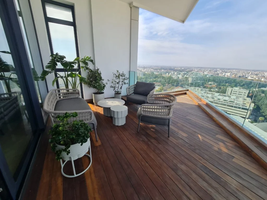 4 Bedroom Apartment for Sale