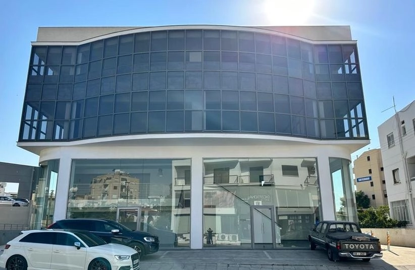 200m² Office for Rent