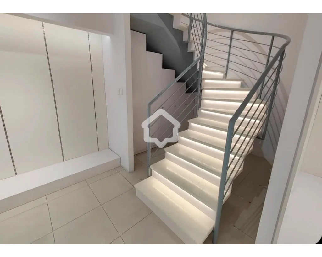 300 m² shop/showroom for rent in Strovolos, Nicosia photo 12