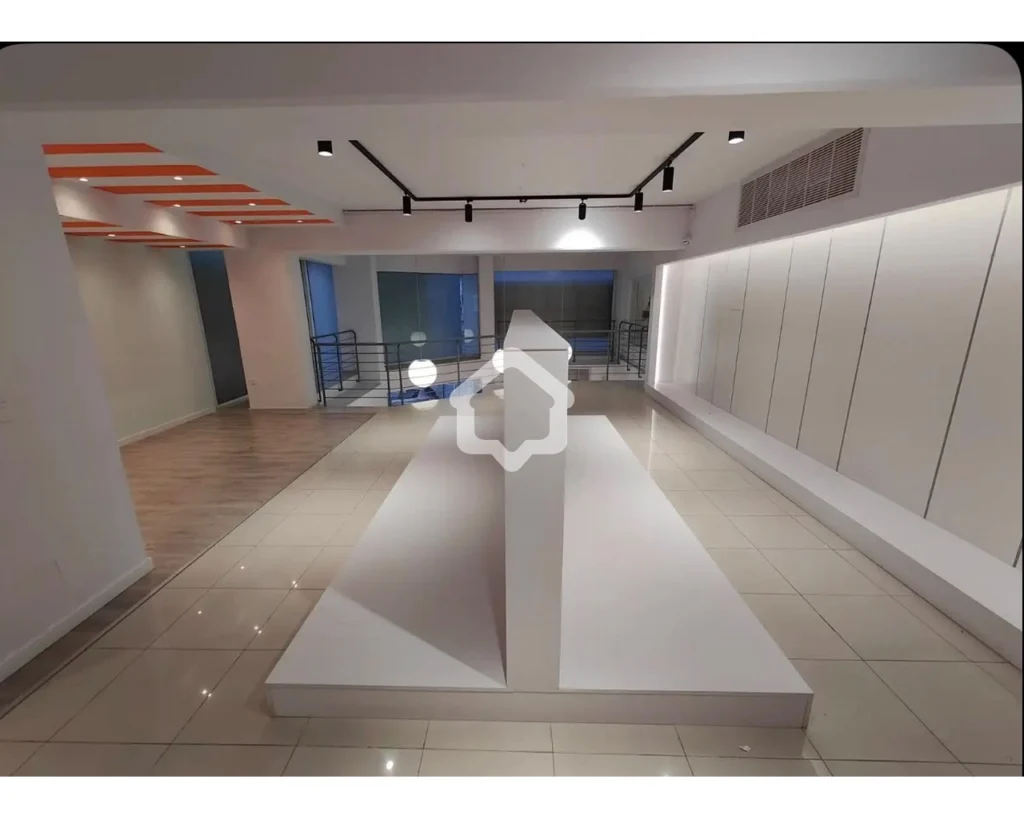 300 m² shop/showroom for rent in Strovolos, Nicosia photo 4