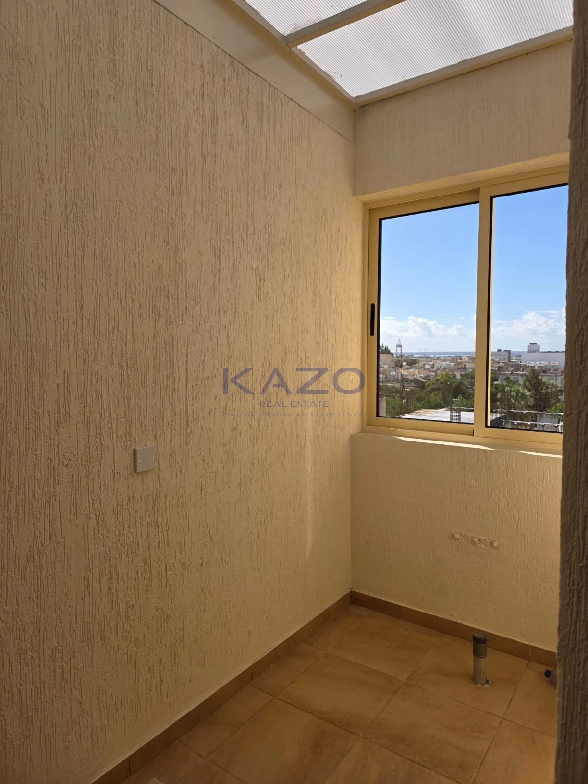 150m² Office for Rent in Limassol District