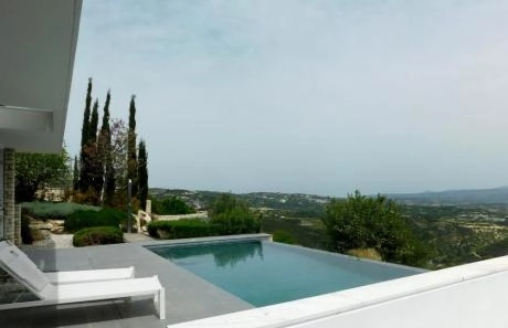 4-bed house in new Tsada complex with covered parking photo 2