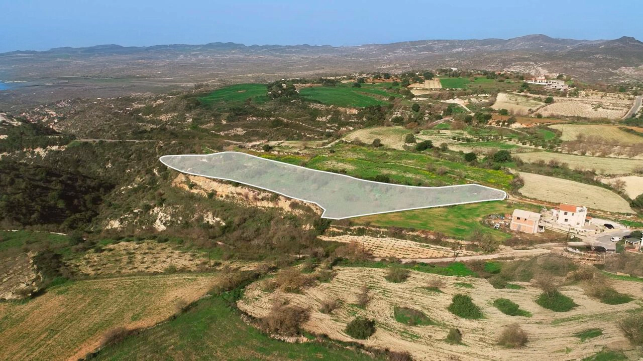 7,358m² Plot for Sale in Koili, Paphos District