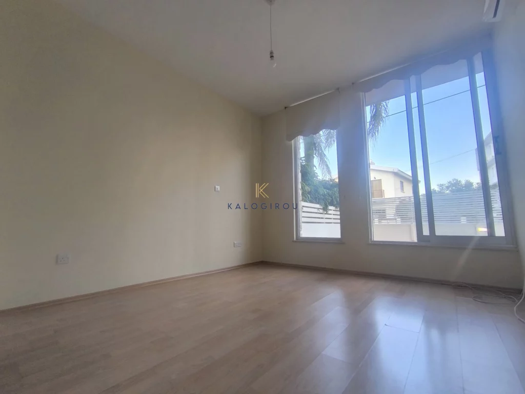 3-bed ground floor apartment for rent in Mall area, Larnaca photo 5