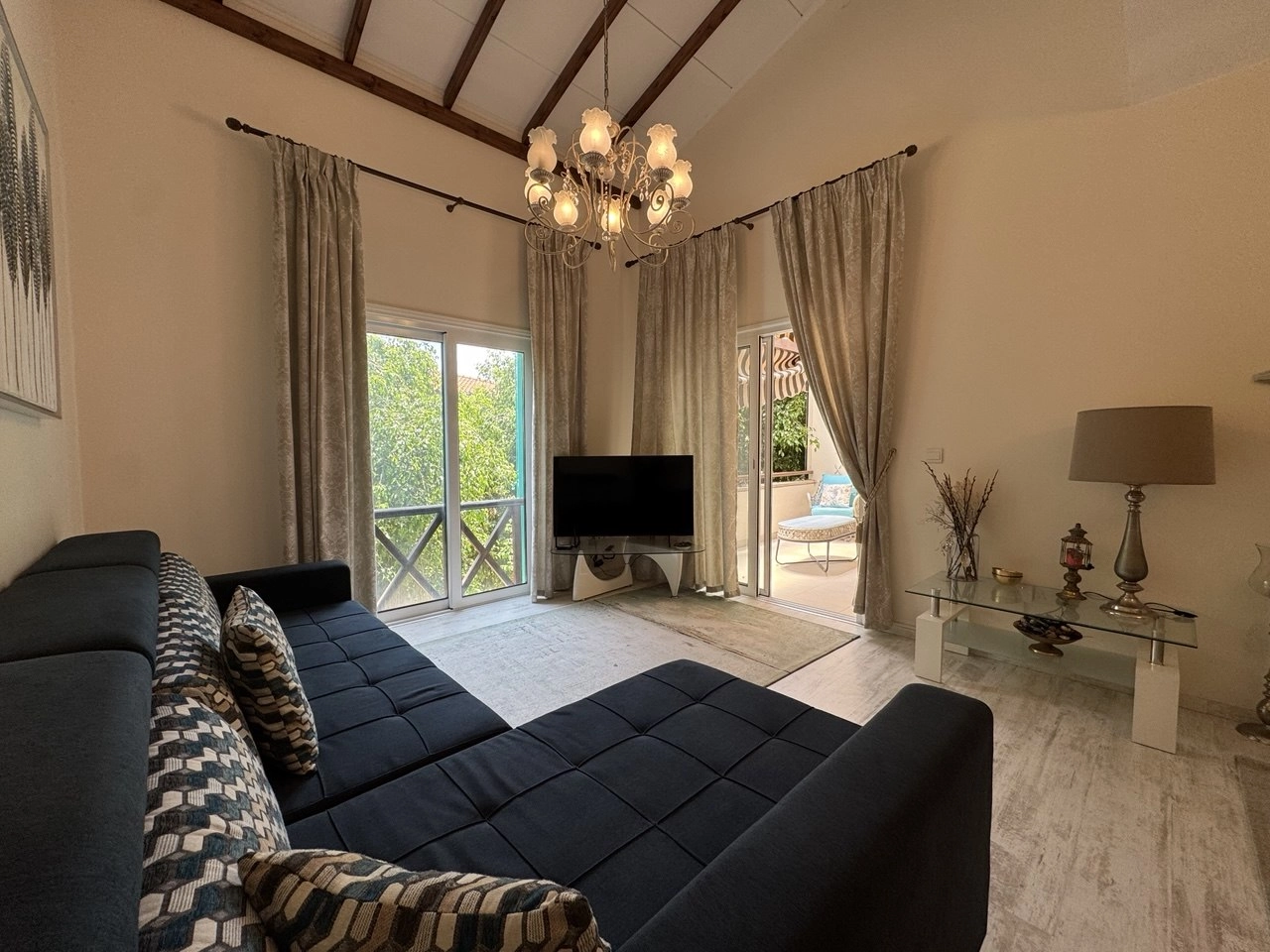 1 Bedroom Apartment for Sale