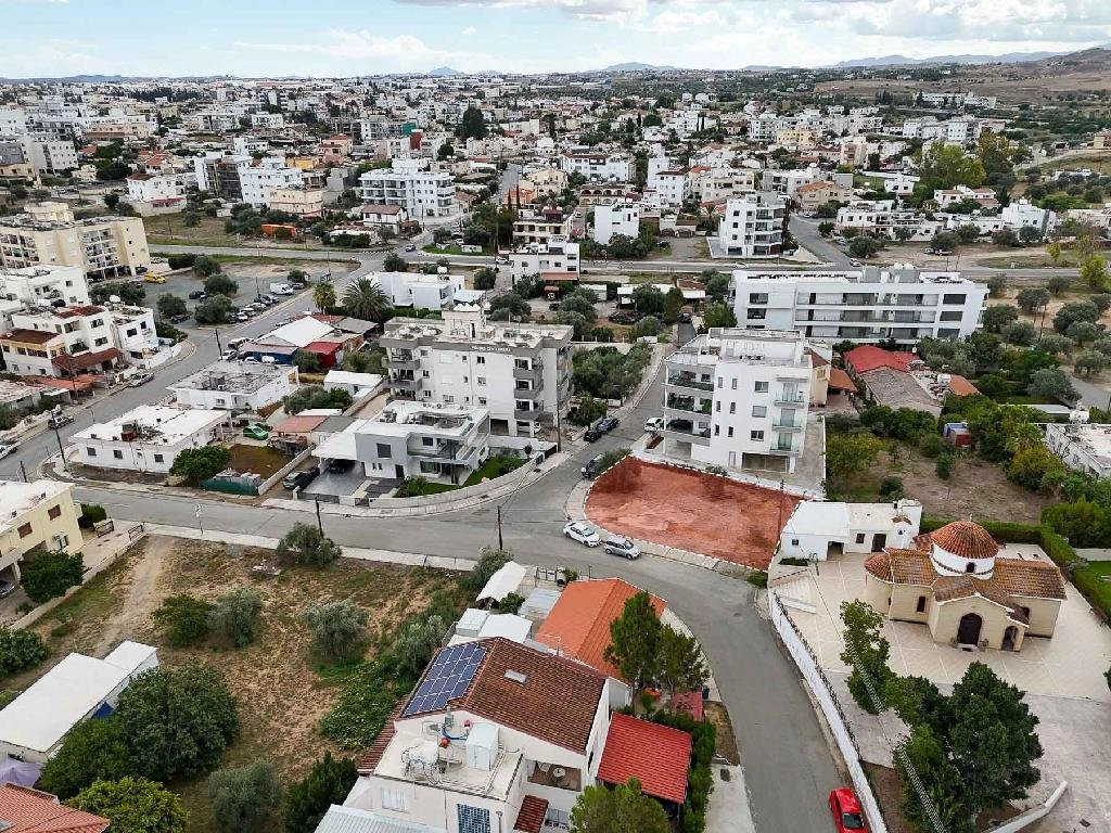 480 m² residential corner plot for sale in Latsia photo 4