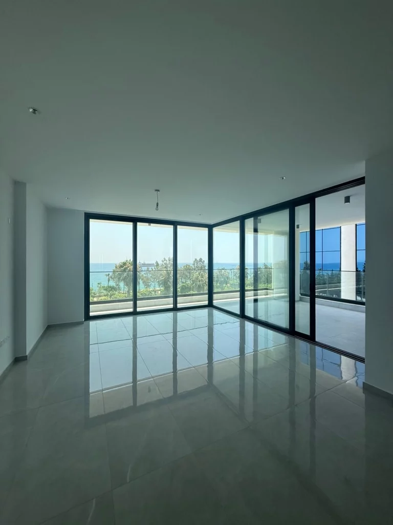 3-bed furnished apartment with pool in Agia Triada photo 9