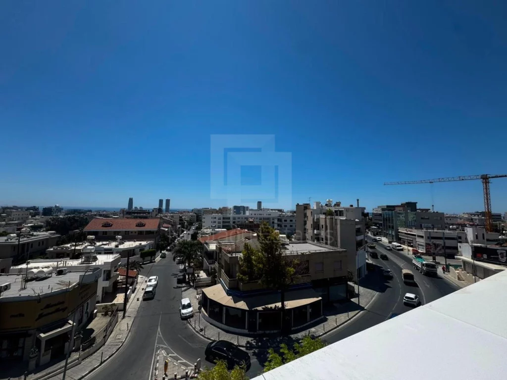 340m² office for rent in Limassol District photo 4