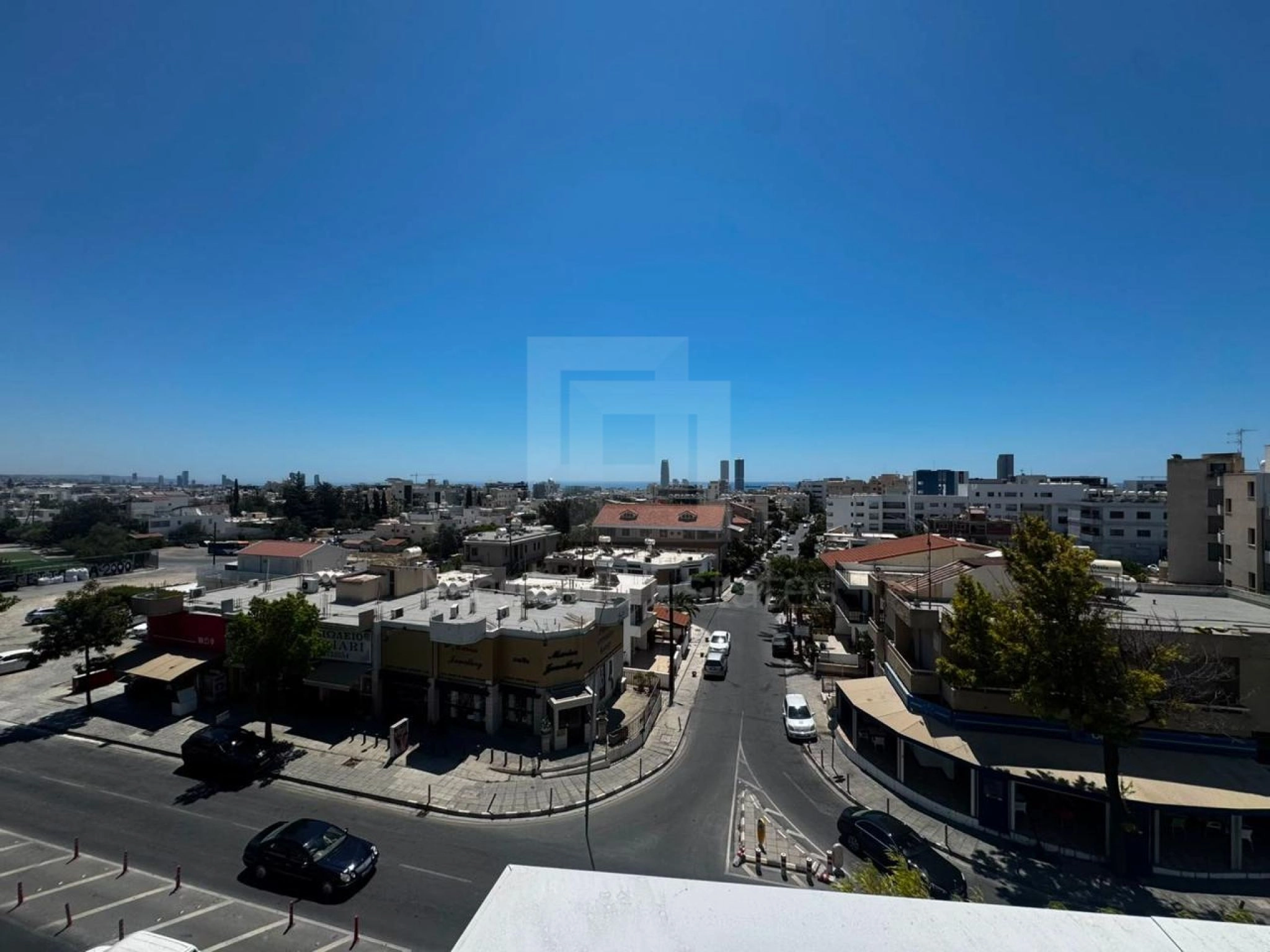 340m² Office for Rent in Limassol District