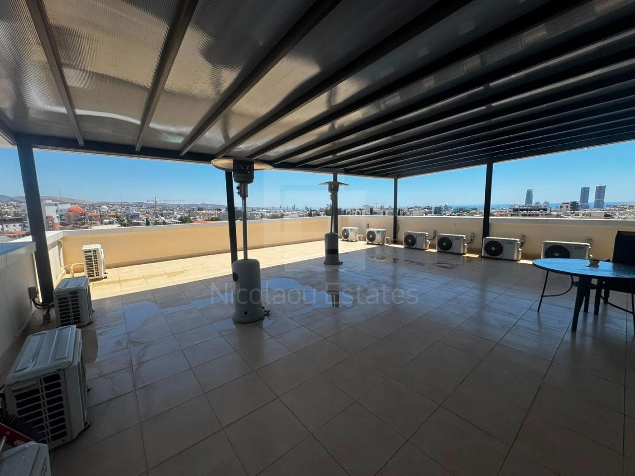 340m² Office for Rent in Limassol District