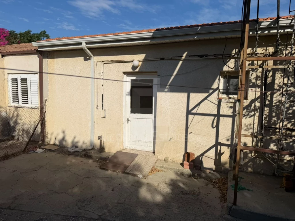 237m² plot for sale in Kaimakli, Nicosia photo 2