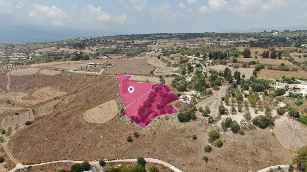 9,365m² Plot for Sale in Paphos District