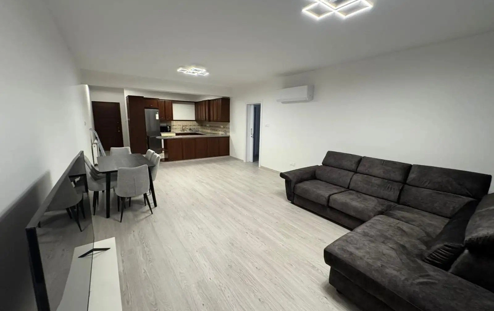 3 Bedroom Apartment for Rent in Agios Tychonas, Limassol District