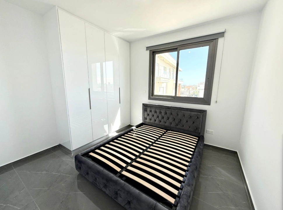 650 m² six-apartment building for sale in Kato Polemidia photo 10