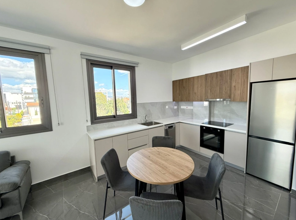 650 m² six-apartment building for sale in Kato Polemidia photo 12