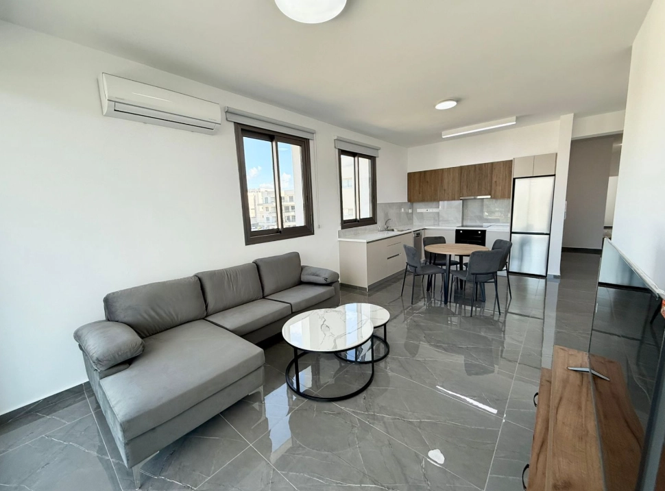 650 m² six-apartment building for sale in Kato Polemidia photo 5