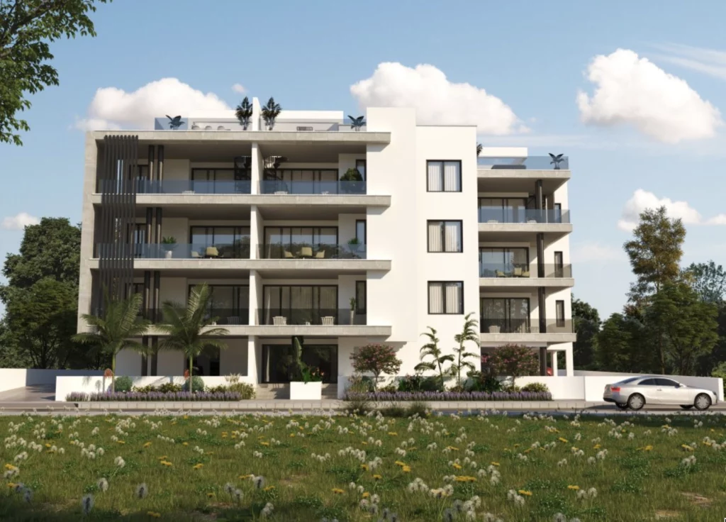 2-bed apartment with veranda in Aradippou, Larnaca photo 5