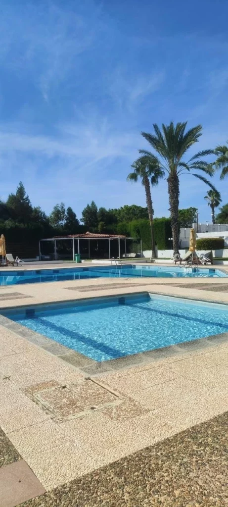 3-bed furnished apartment with veranda near Agios Tychonas beach photo 17