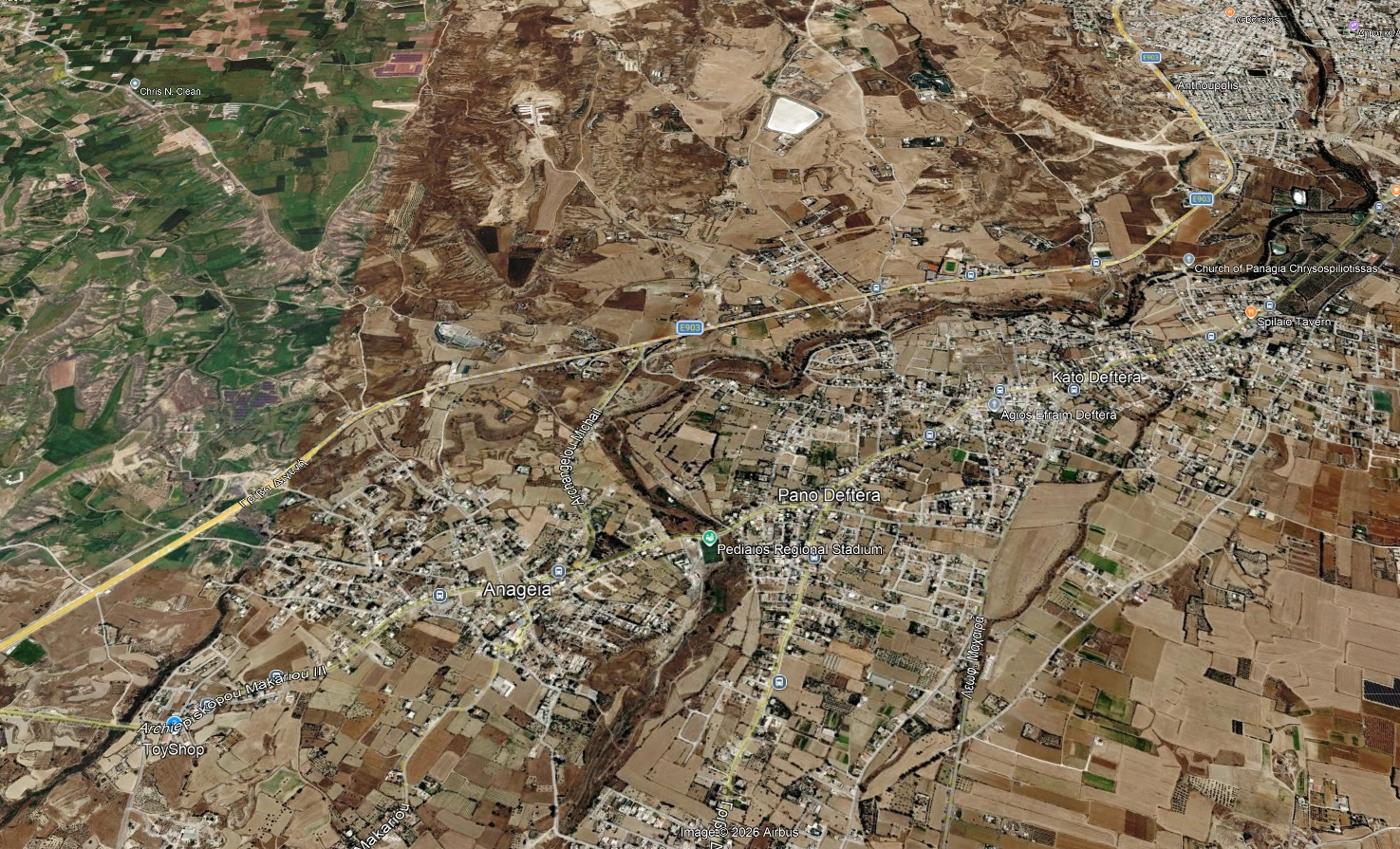 2,592m² Plot for Sale in Pano Deftera, Nicosia District