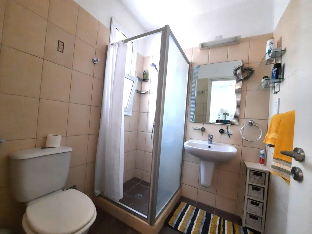 2-bed townhouse with communal pools in Argaka photo 23
