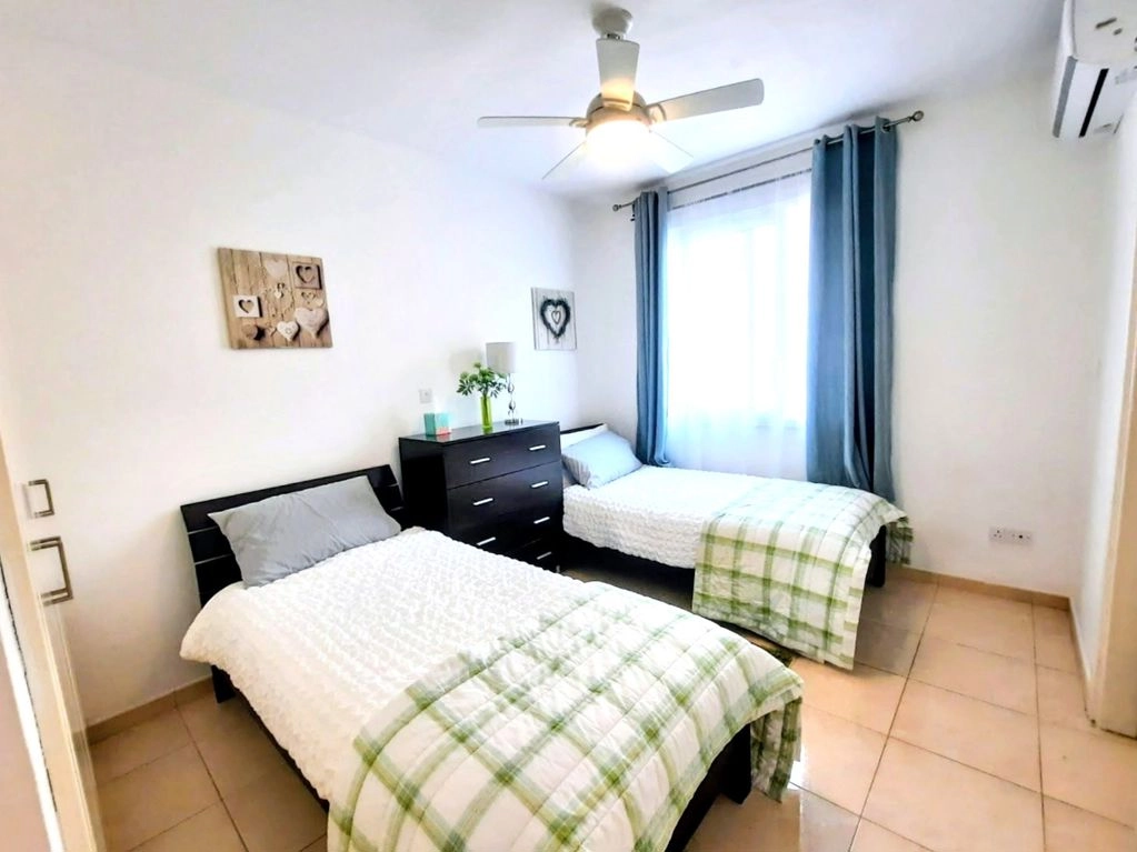 2-bed townhouse with communal pools in Argaka photo 25