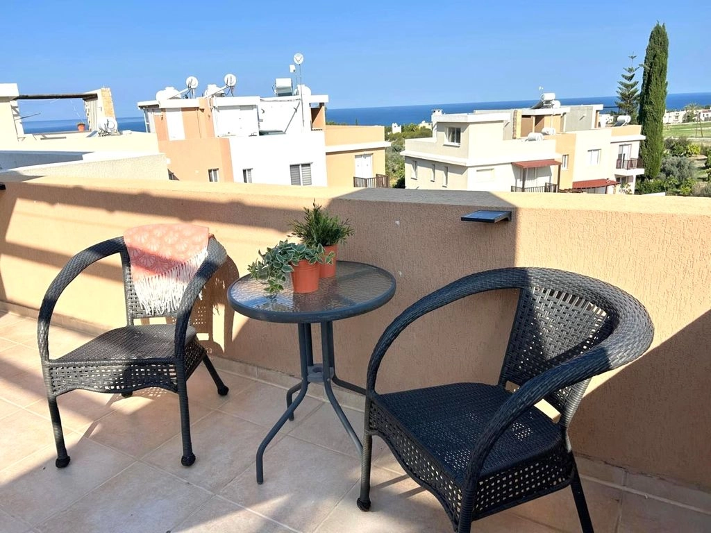 2-bed townhouse with communal pools in Argaka photo 33