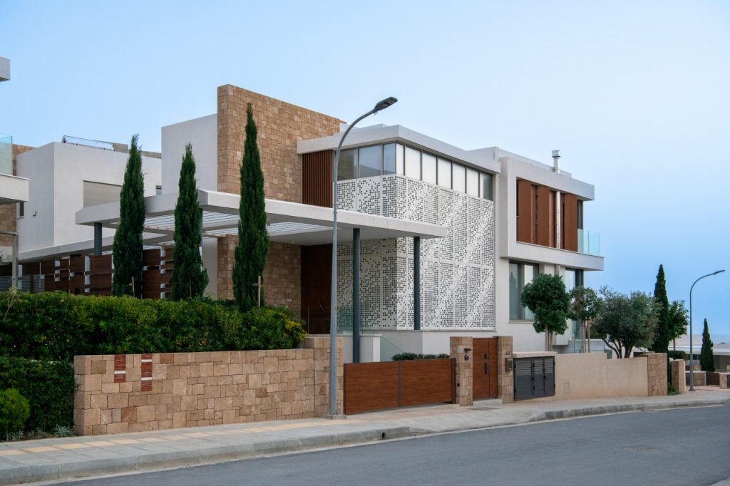 3-bed off-plan apartment near the sea in Chlorakas photo 4