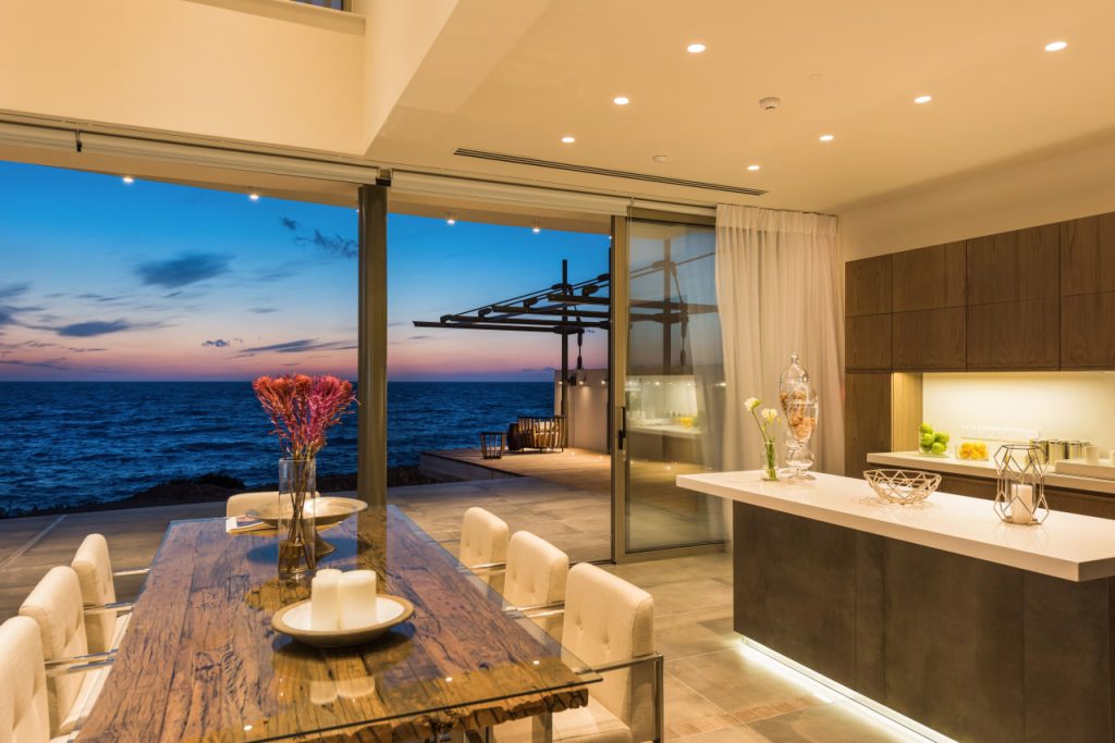 6-bed house in Paphos photo 11