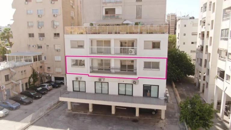 358m² Office for Sale in Agioi Omologites, Nicosia District