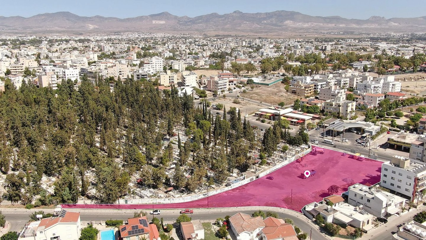 13,517m² Plot for Sale in Nicosia District