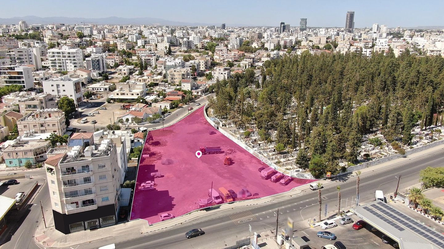 13,517m² Plot for Sale in Nicosia District