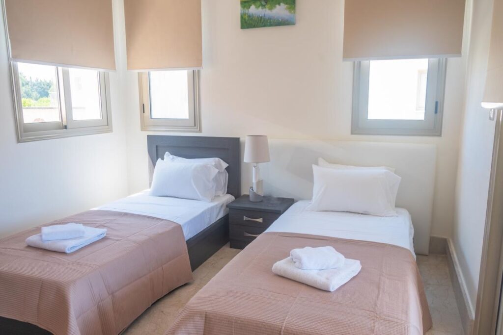 5-bed house with private pool in Polis Chrysochous photo 21