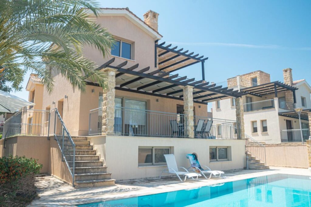 5-bed house with private pool in Polis Chrysochous photo 7