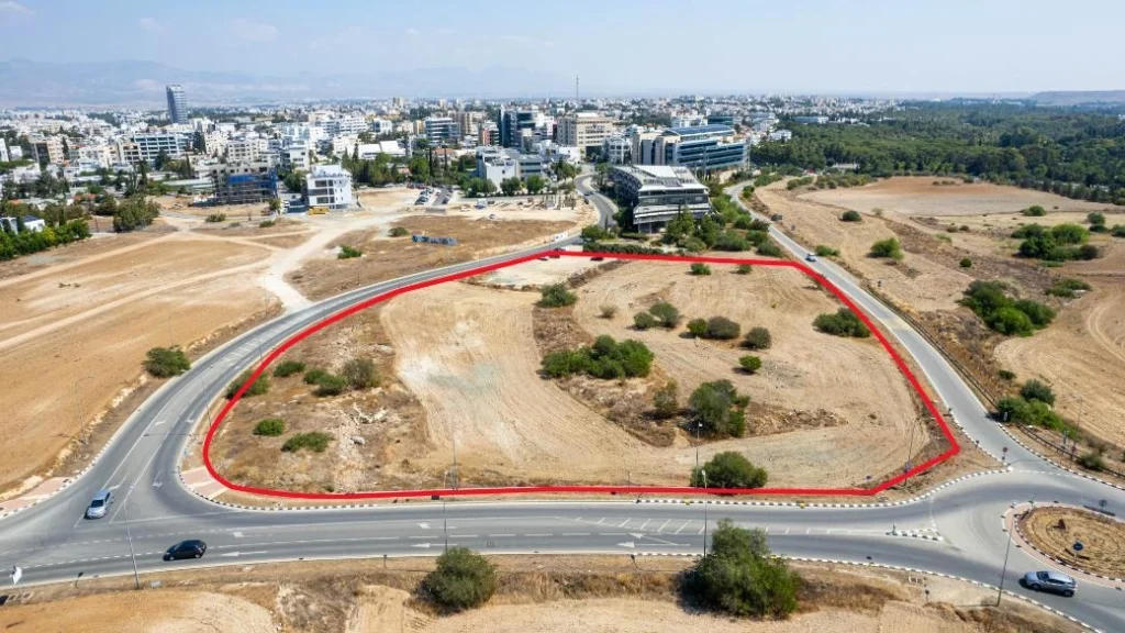 231,920m² Plot for Sale in Strovolos, Nicosia District