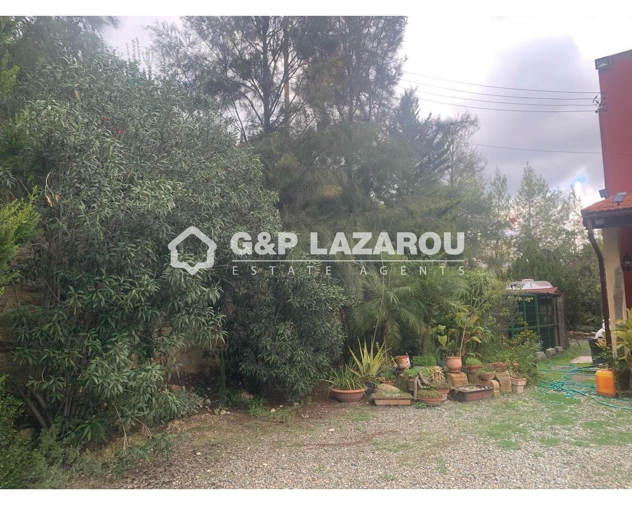 305m² Building for Sale in Limnatis, Limassol District