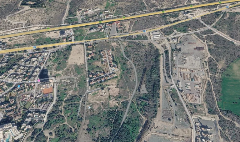9,195m² Plot for Sale in Pyrgos Lemesou, Limassol District