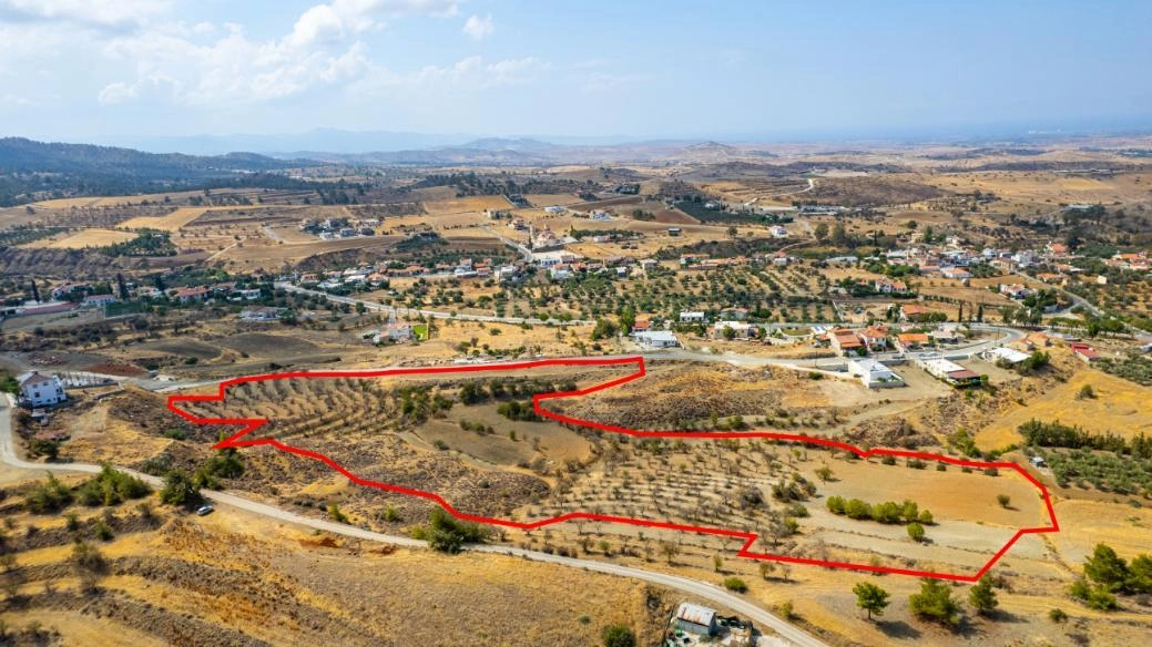 31,952m² Plot for Sale in Nikitari, Nicosia District
