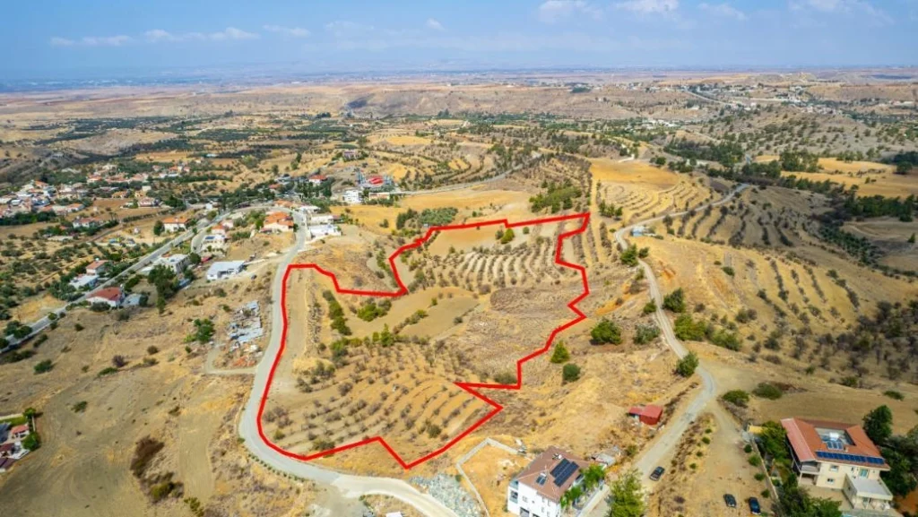 31,952m² Plot for Sale in Nikitari, Nicosia District