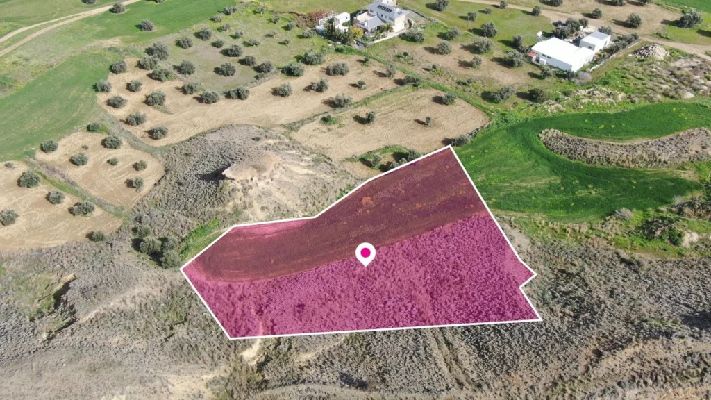 3,521m² Plot for Sale in Tseri, Nicosia District