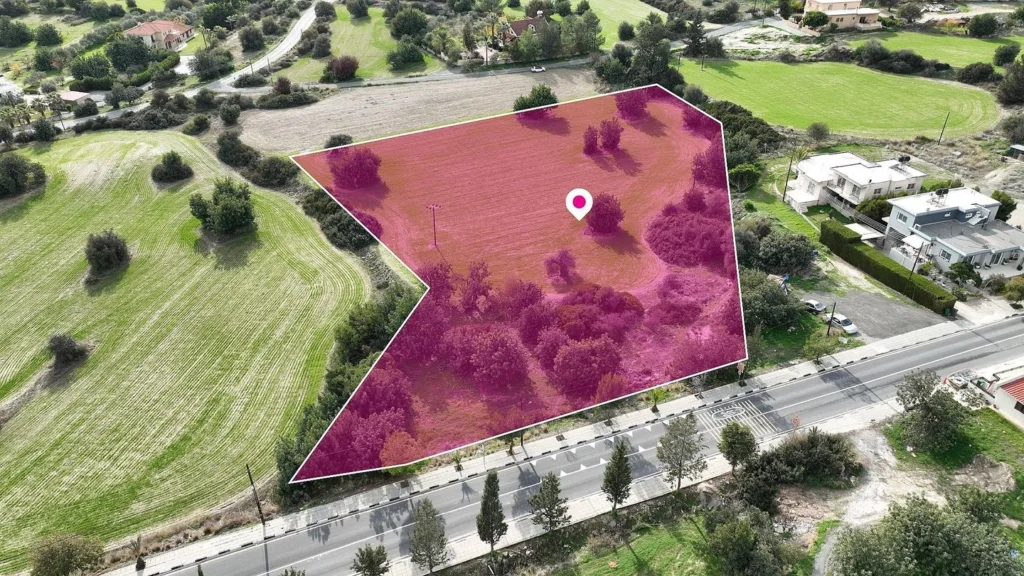 7,293m² Plot for Sale in Choirokoitia, Larnaca District